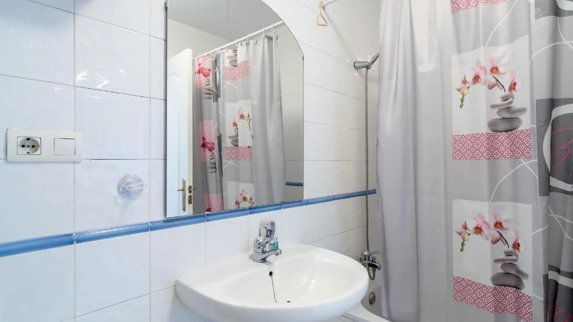 Ferienwohnung Fuer 4 Personen Ca 70 Qm In Nerja, Andalusien Costa Del Sol