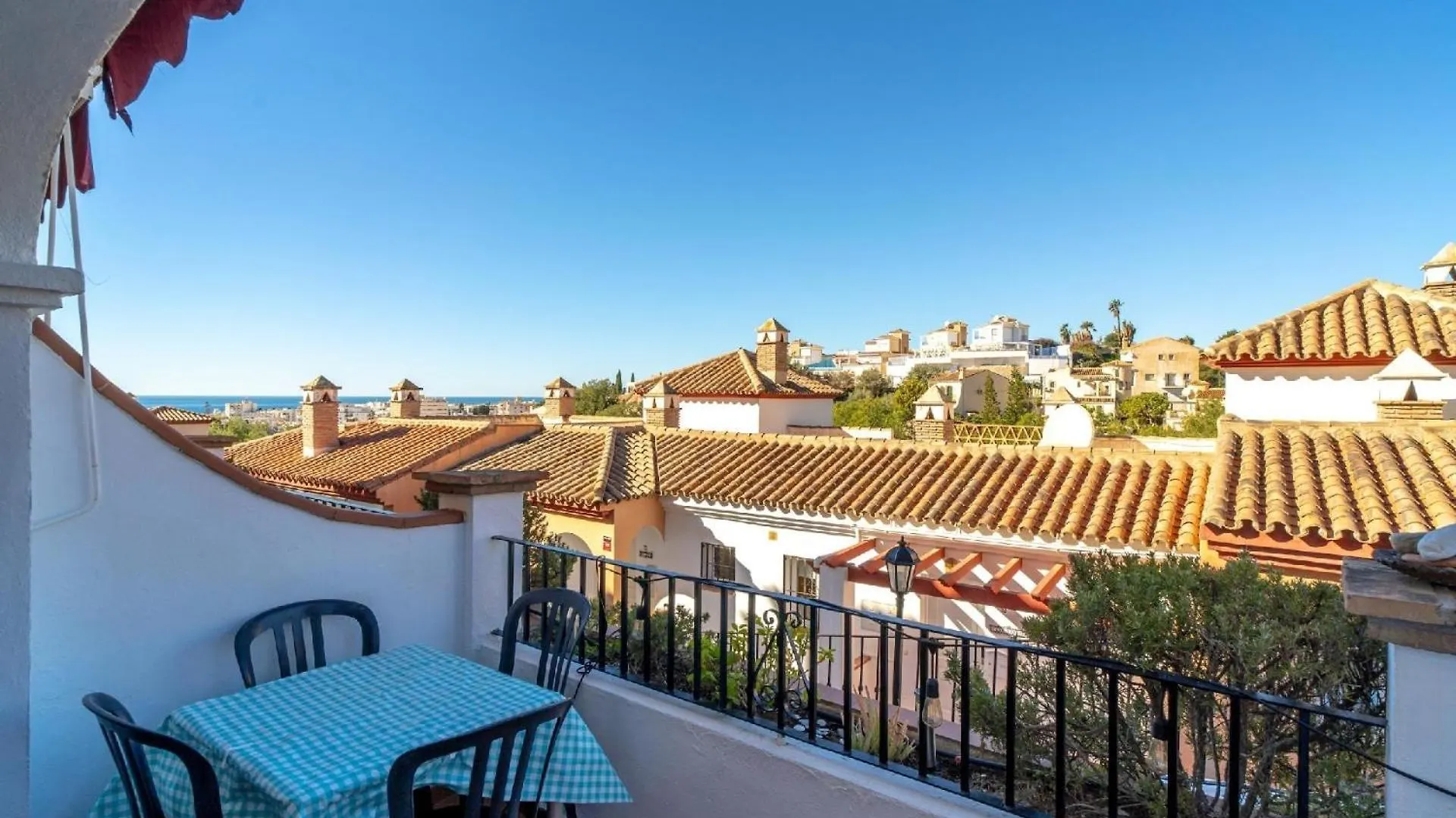 Apartment Ferienwohnung Fuer 4 Personen Ca 70 Qm In Nerja, Andalusien Costa Del Sol Spain