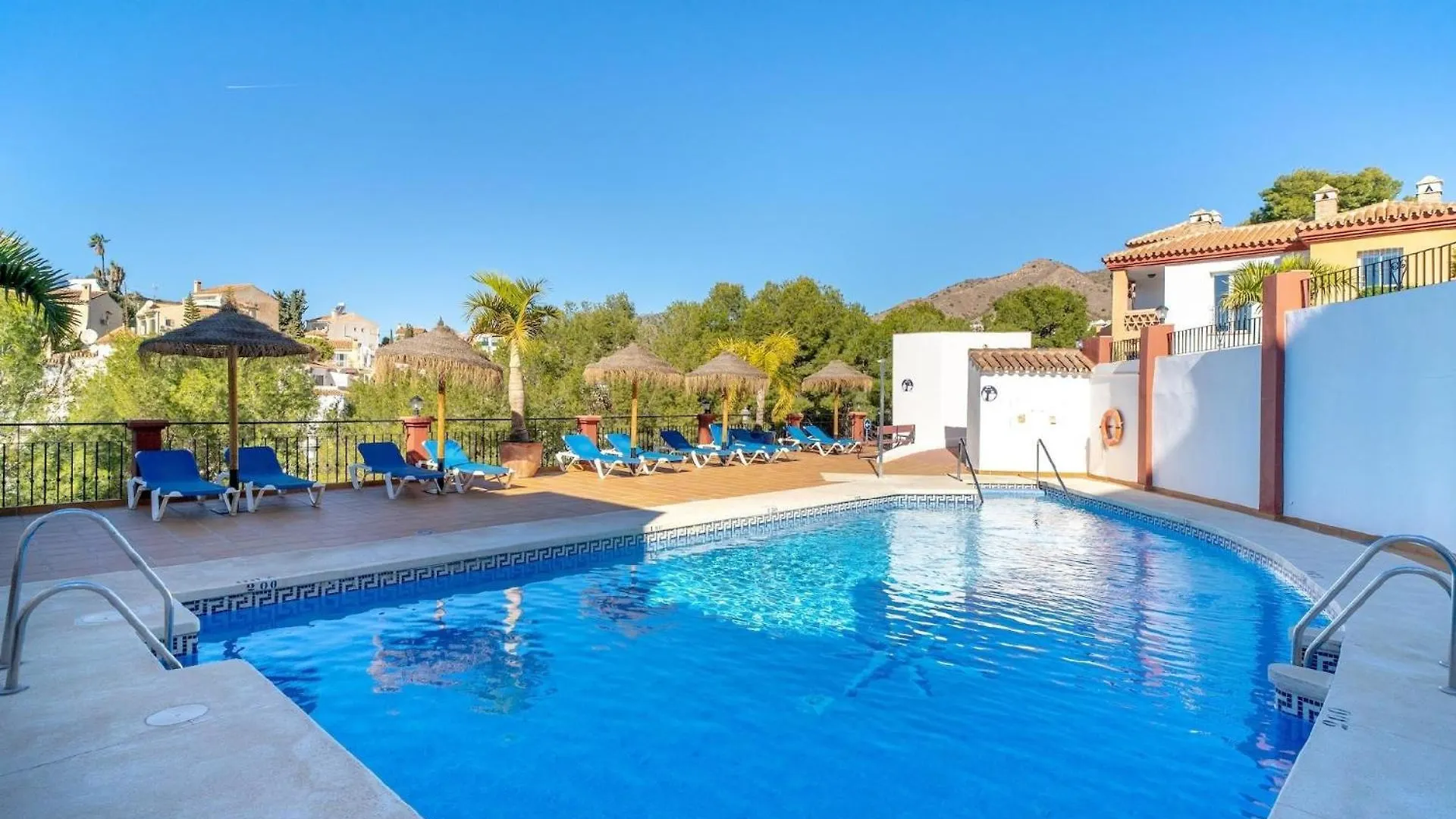 Ferienwohnung Fuer 4 Personen Ca 70 Qm In Nerja, Andalusien Costa Del Sol